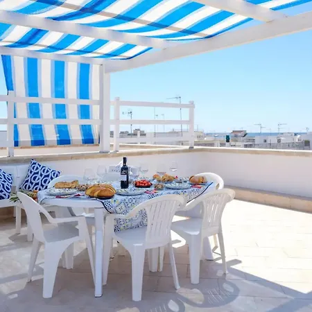 Holiday home Residenza Smeraldo 12 Beds Sea View